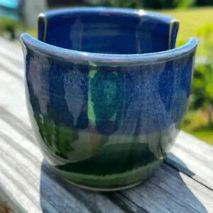 Hand‎ Thrown Sponge Keeper Signed "Becky" Blue/Green Glaze